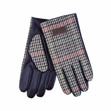 Carica l'immagine nel visualizzatore di Gallery, Guanti in tweed con motivo tartan: Blue Box Check