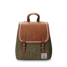 Carica l'immagine nel visualizzatore di Gallery, Lo zaino in Harris Tweed Mini Jura: Chestnut Herringbone