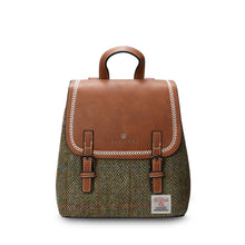 Carica l'immagine nel visualizzatore di Gallery, The Mini Jura Backpack: Chestnut Tartan