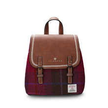 Carica l'immagine nel visualizzatore di Gallery, The Mini Jura Backpack: Chestnut Tartan
