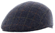 Carica l'immagine nel visualizzatore di Gallery, Berretto piatto con orecchie in tweed: Blue / L/XL