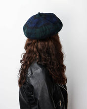 Carica l'immagine nel visualizzatore di Gallery, Coniglietto in lana d'agnello: Chestnut and Blue Tartan