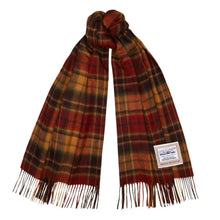Carica l'immagine nel visualizzatore di Gallery, Sciarpa tartan in pura lana: Antique Buchanan