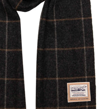 Carica l'immagine nel visualizzatore di Gallery, Sciarpa Box Check in pura lana: Grey Box Check