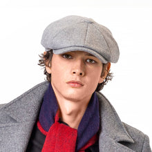 Carica l'immagine nel visualizzatore di Gallery, Carlyle Felt Strillone: Navy