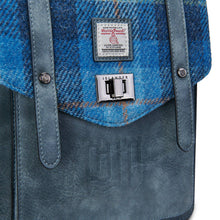 Carica l'immagine nel visualizzatore di Gallery, Lo zaino Mini Carloway: Blue Tartan