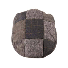 Carica l'immagine nel visualizzatore di Gallery, Berretto piatto patchwork di tweed: Blue Box Check
