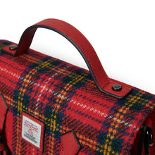 Carica l'immagine nel visualizzatore di Gallery, La borsa Medium Calton: Blue Tartan