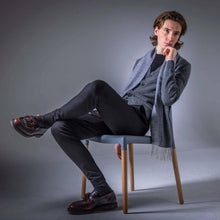 Carica l'immagine nel visualizzatore di Gallery, Sciarpa in pura lana a spina di pesce: Rose Pink