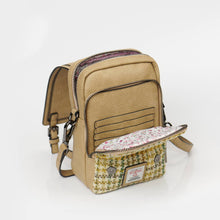 Carica l'immagine nel visualizzatore di Gallery, Marsupio Donna in Harris Tweed® - Baby Jura Crossbody: Yellow Dogtooth