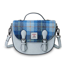Carica l'immagine nel visualizzatore di Gallery, Borsa a tracolla The Medium Cobble: Pink and Blue Tartan