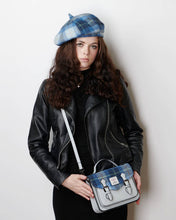 Carica l'immagine nel visualizzatore di Gallery, Coniglietto in lana d'agnello: Chestnut and Blue Tartan