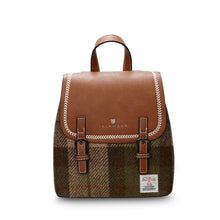 Carica l'immagine nel visualizzatore di Gallery, The Mini Jura Backpack: Chestnut Tartan