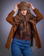 Carica l'immagine nel visualizzatore di Gallery, Cappello da giornalaio a quadri Women's Heritage: Tan Mix Check