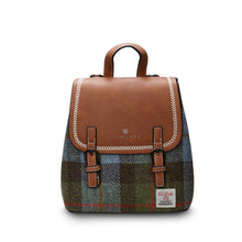 Carica l'immagine nel visualizzatore di Gallery, The Mini Jura Backpack: Chestnut Tartan