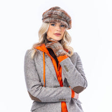 Carica l'immagine nel visualizzatore di Gallery, Cappello da donna Coco Tweed Newsboy: Blue Coco Tweed