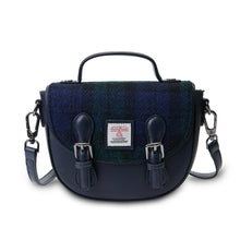 Carica l'immagine nel visualizzatore di Gallery, Borsa in Harris Tweed - Mini Cobble Satchel: Black Watch