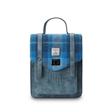 Carica l'immagine nel visualizzatore di Gallery, Lo zaino Mini Carloway: Blue Tartan