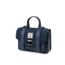 Carica l'immagine nel visualizzatore di Gallery, La Borsa a Tracolla Media in Pelle: Chestnut-Blue Tartan