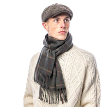 Carica l'immagine nel visualizzatore di Gallery, Cappello bambino Tommy Tweed Baker: Green Box Check
