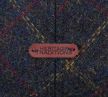 Carica l&#39;immagine nel visualizzatore di Gallery, Berretto piatto con orecchie in tweed: Brown Mix / S/M
