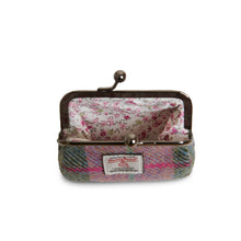 Carica l'immagine nel visualizzatore di Gallery, Il portamonete Harris Tweed® Black Watch
