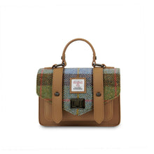 Carica l'immagine nel visualizzatore di Gallery, La Mini Cartella in Pelle: Chestnut Tartan

