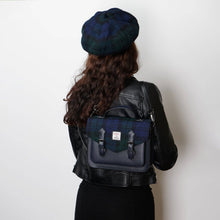 Carica l&#39;immagine nel visualizzatore di Gallery, La borsa Medium Calton: Royal Stewart Tartan

