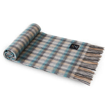 Carica l&#39;immagine nel visualizzatore di Gallery, Sciarpa Lambswool: Orange-Blue Tartan / Small
