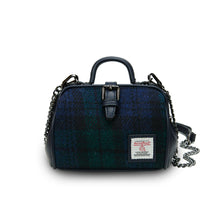 Carica l&#39;immagine nel visualizzatore di Gallery, La borsa Mini Doctor: Black Herringbone

