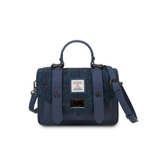 Carica l'immagine nel visualizzatore di Gallery, La Mini Cartella in Pelle: Chestnut Tartan
