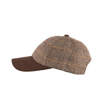Carica l&#39;immagine nel visualizzatore di Gallery, Berretto da baseball in pelle scamosciata: Prince of Wales Check Brown
