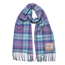 Carica l&#39;immagine nel visualizzatore di Gallery, Sciarpa tartan in pura lana: Ferguson Tartan
