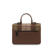 Carica l'immagine nel visualizzatore di Gallery, La Mini Cartella in Pelle: Chestnut Tartan
