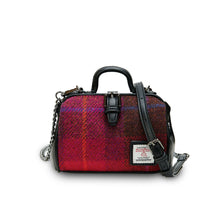 Carica l&#39;immagine nel visualizzatore di Gallery, La borsa Mini Doctor: Black Herringbone
