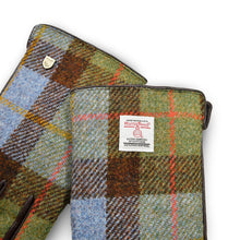 Carica l'immagine nel visualizzatore di Gallery, Guanti Harris Tweed® da uomo: Black Watch / M
