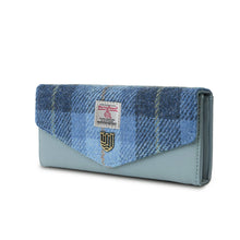 Carica l'immagine nel visualizzatore di Gallery, Portafoglio grande con chiusura a scatto: Purple Tartan
