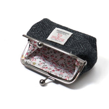 Carica l'immagine nel visualizzatore di Gallery, Il portamonete Harris Tweed® Black Watch
