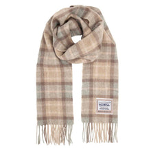 Carica l&#39;immagine nel visualizzatore di Gallery, Sciarpa tartan in pura lana: Mackellar Natural
